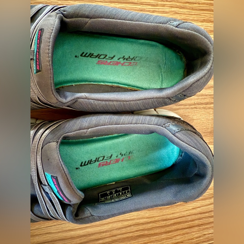 Skechers Memory Foam women’s slip on sneakers blue green size 7M - Picture 4 of 6